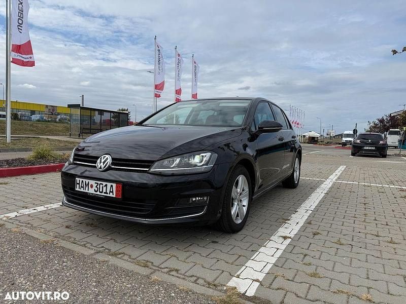 Culoarenegru Utilizat 2014 VW Golf VII Highline Hatchback | 9.650 EUR (Puțin scump) - Imagine 1/4