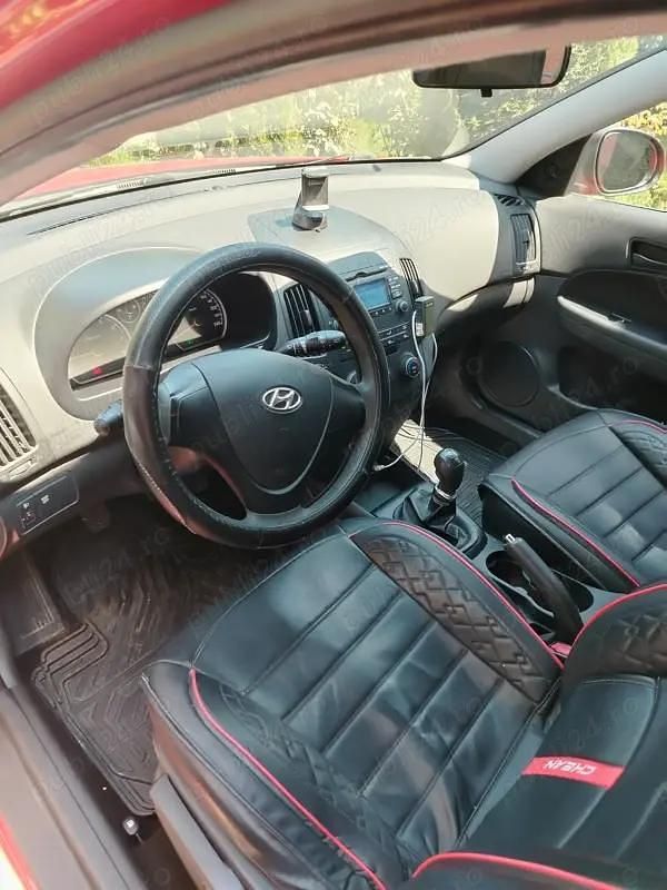 Utilizat 2011 Hyundai i30 Break | 2.750 EUR (Preț OK) - Imagine 1/4