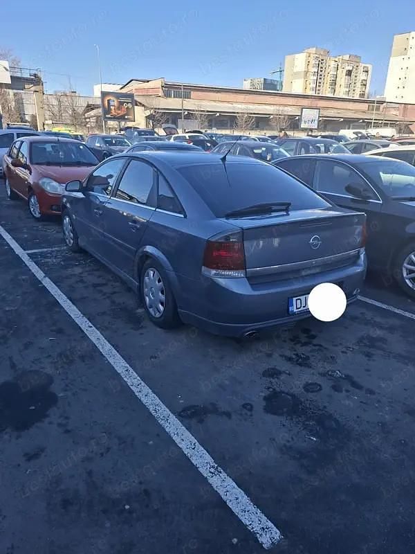 Second-hand Opel Vectra 122 CP (89 kW) 2003 Hatchback