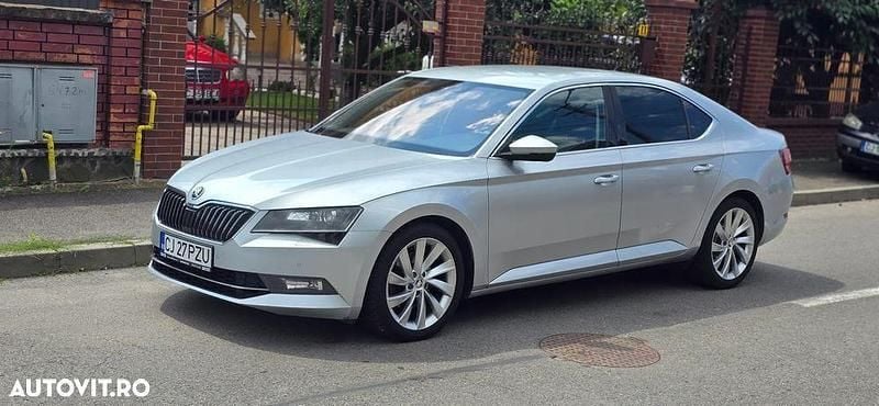 Argint Utilizat 2018 Skoda Superb Style Berlinǎ | 13.600 EUR (Super Preț) - Imagine 1/4