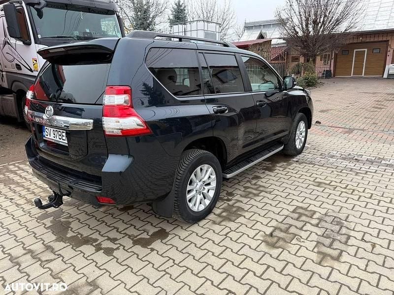 Second-hand Toyota Land Cruiser Luxury 177 CP (130 kW) 2016 Culoarealte culori SUV
