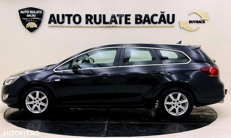 Second-hand Opel Astra 160 CP (117 kW) 2011 Culoarenegru Break