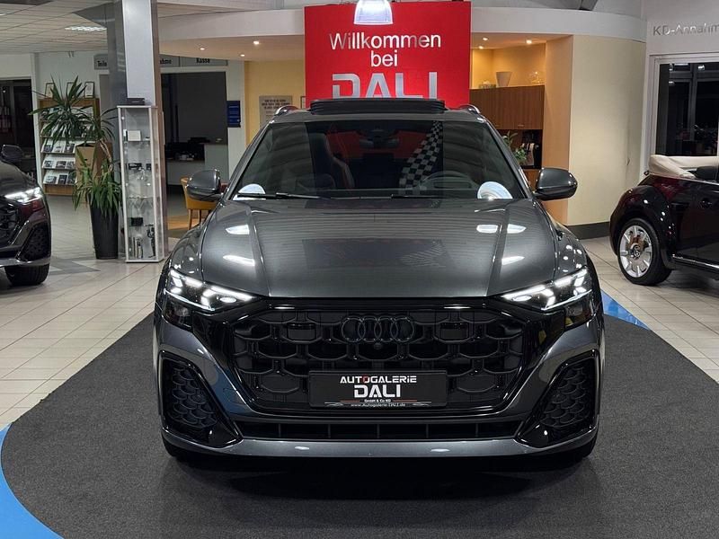 Utilizat 2024 Audi Q8 S-Line SUV | 110.544 EUR - Imagine 1/1