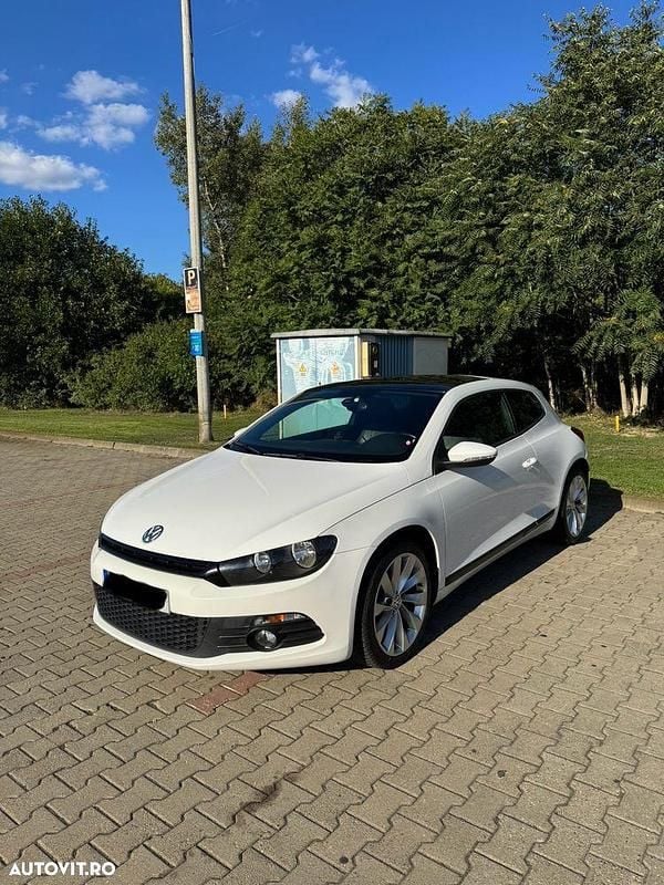 Culoarealb Utilizat 2011 VW Scirocco Coupe | 8.500 EUR (Preț OK) - Imagine 1/4