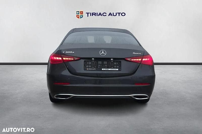 Second-hand Mercedes C300e 313 CP (230 kW) 2025 Culoaregri Berlinǎ