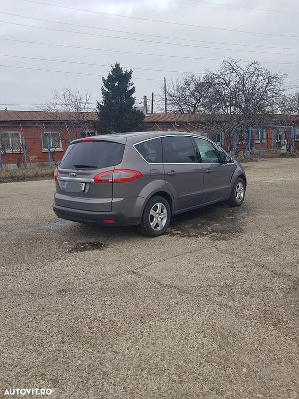 Second-hand Ford S-MAX Titanium X 163 CP (119 kW) 2011 Culoaremaro Monovolum