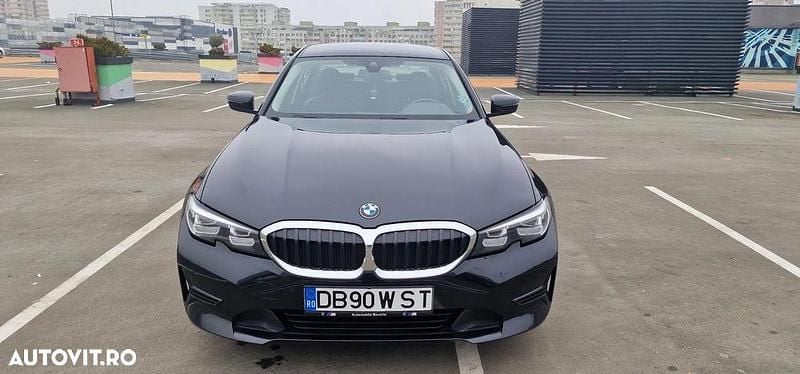 Second-hand BMW 318 Performance 143 CP (105 kW) 2021 Culoarenegru Berlinǎ