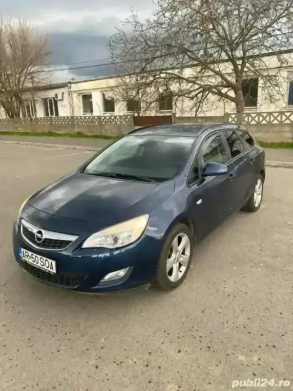 Albastru Utilizat 2011 Opel Astra Break | 4.500 EUR (Scump) - Imagine 1/4
