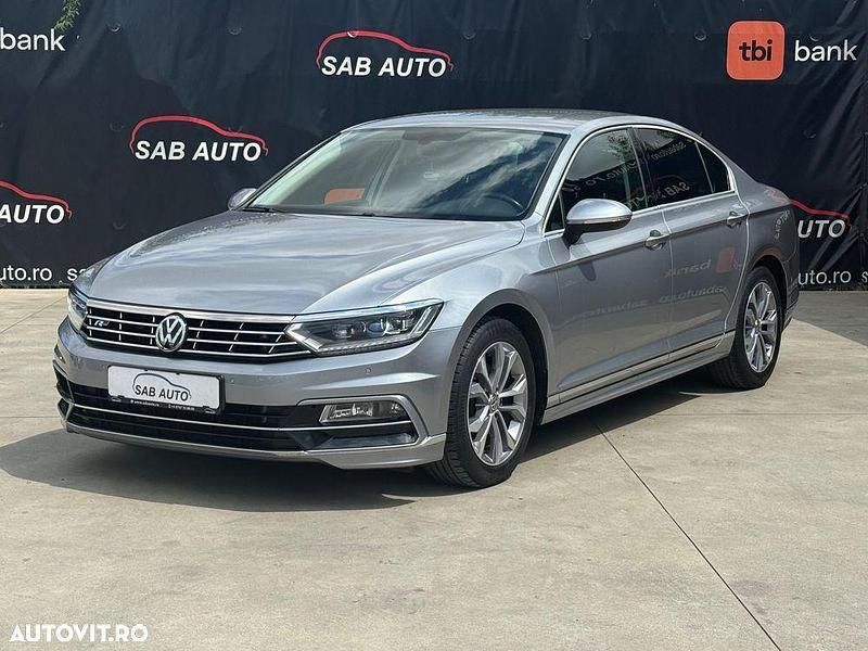 Gri Utilizat 2019 VW Passat Highline Berlinǎ | 16.999 EUR (Preț OK) - Imagine 1/4