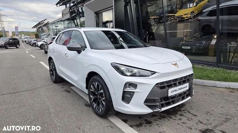 Culoarealb Nouă 2025 Cupra Terramar SUV | 35.557 EUR (Preț OK) - Imagine 1/4
