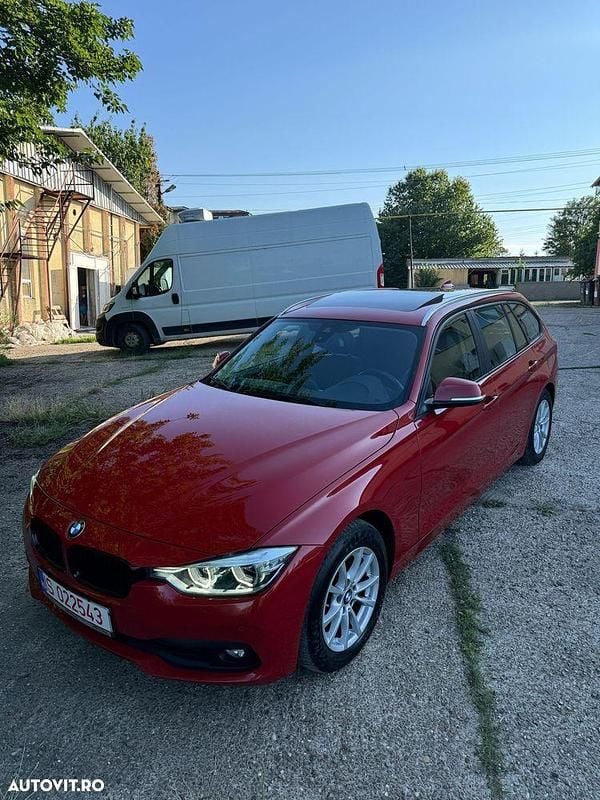 Culoarerosu Second-hand 2018 BMW 318 Break | 11.500 EUR (Preț bun) - Imagine 1/4