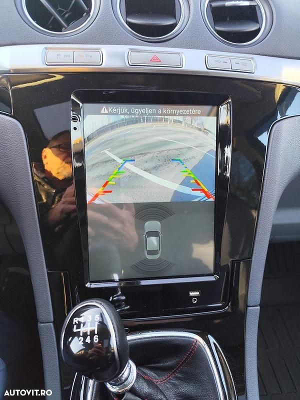 Second-hand Ford S-MAX Titanium 140 CP (102 kW) 2007 Culoaregalbeuriu Monovolum