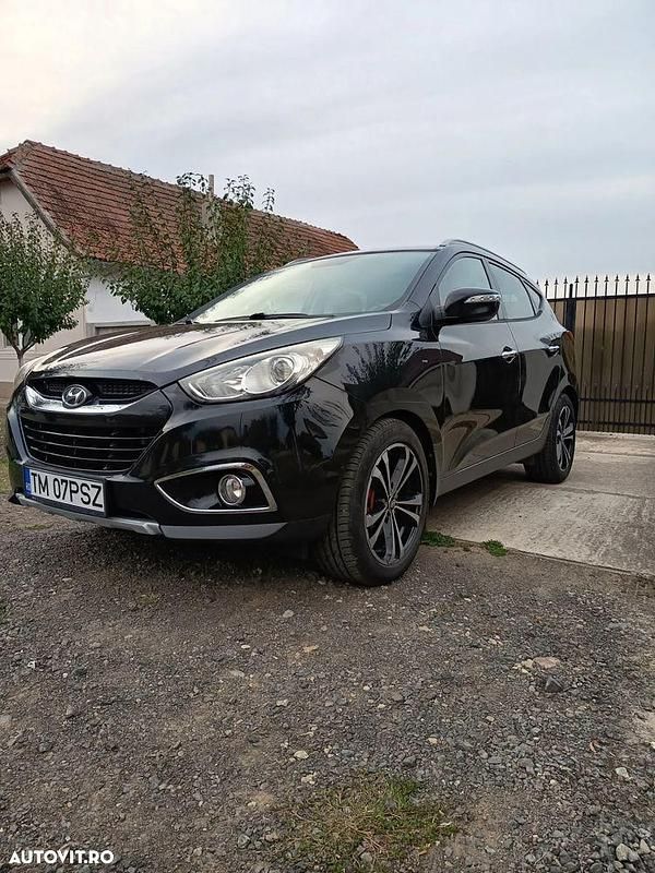 Culoarenegru Utilizat 2011 Hyundai ix35 Classic SUV | 7.400 EUR (Preț OK) - Imagine 1/4