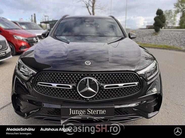 Negru Utilizat 2024 Mercedes 200 AMG SUV | 59.900 EUR (Preț OK) - Imagine 1/4