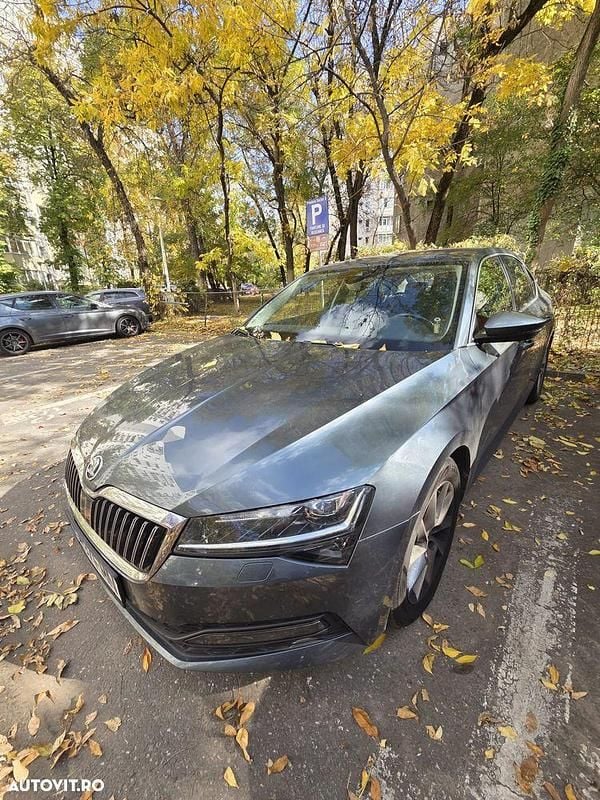 Culoaregri Utilizat 2020 Skoda Superb Ambition Hatchback | 18.500 EUR (Preț bun) - Imagine 1/4