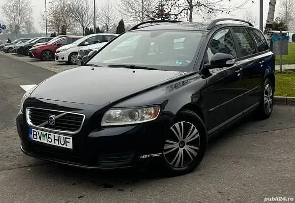Utilizat 2010 Volvo V50 Break | 2.899 EUR (Super Preț) - Imagine 1/4