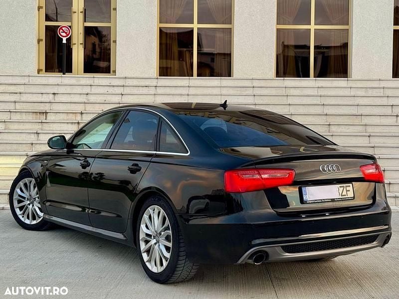 Second-hand Audi A6 Comfort 190 CP (139 kW) 2015 Culoarenegru Berlinǎ