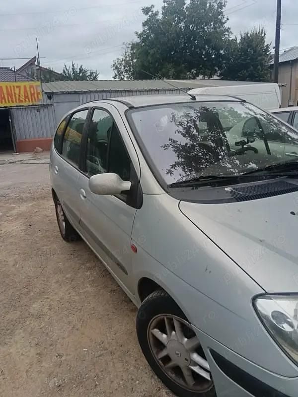 Utilizat 2003 Renault Scénic Monovolum | 1.200 EUR - Imagine 1/4