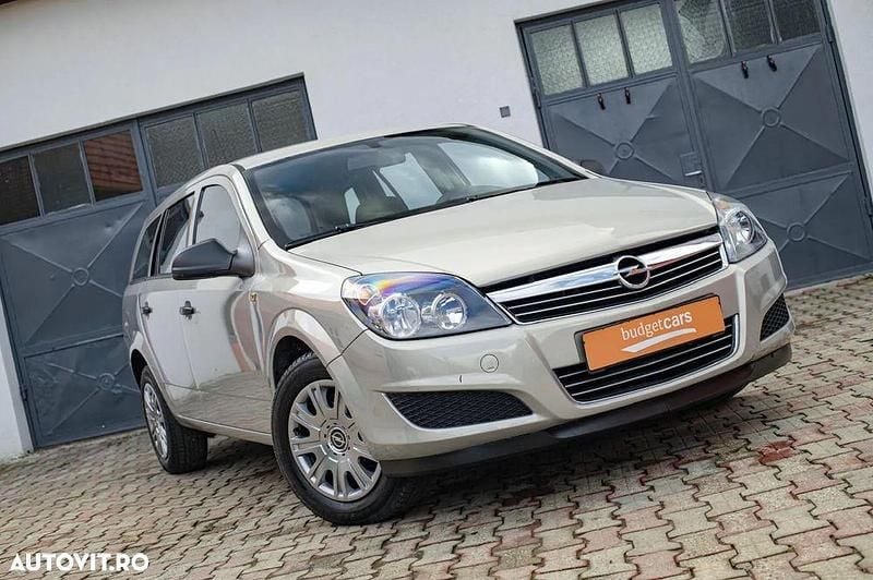 Culoaregalbeuriu Utilizat 2009 Opel Astra Club Break | 2.499 EUR (Preț OK) - Imagine 1/4