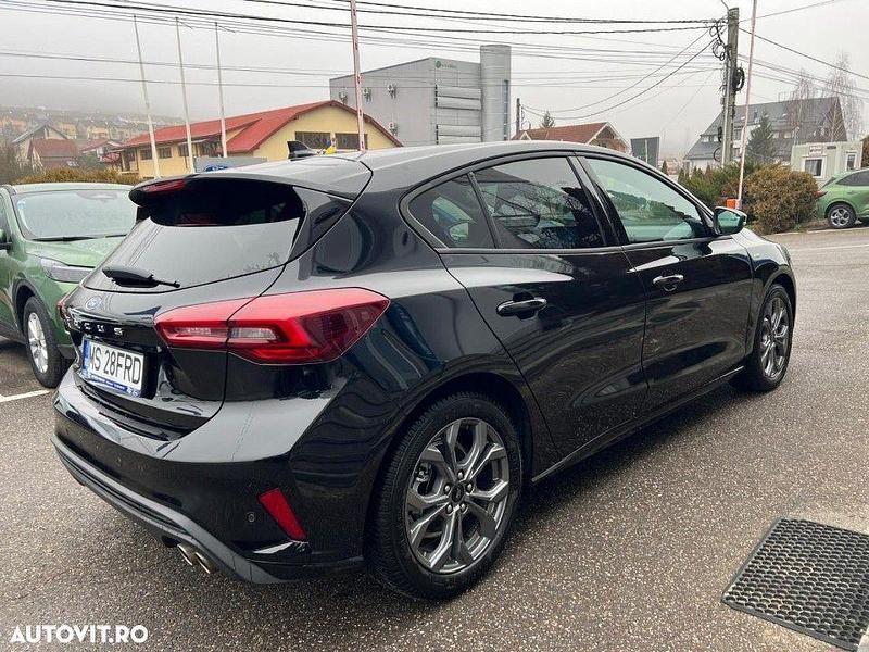 Second-hand Ford Focus 155 CP (114 kW) 2025 Culoarenegru Hatchback