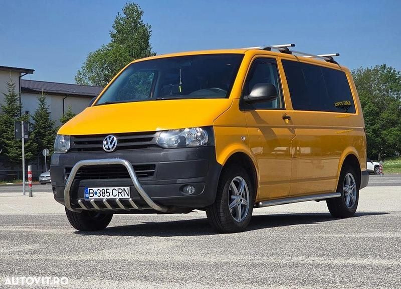 Culoareportocaliu Utilizat 2014 VW T5 Van | 12.500 EUR (Preț OK) - Imagine 1/4