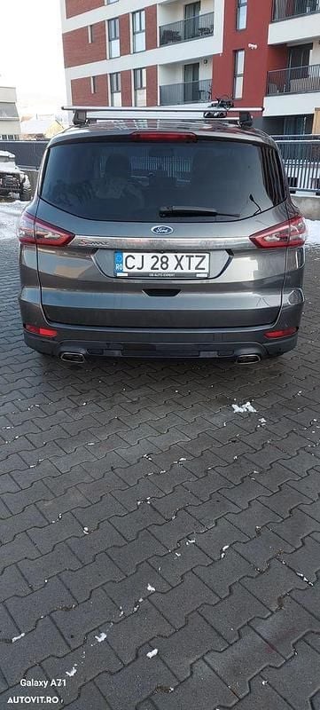 Second-hand Ford S-MAX Titanium 180 CP (132 kW) 2017 Culoaregri Monovolum