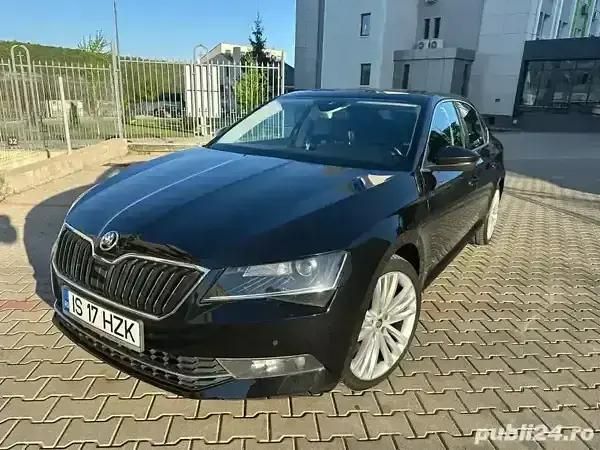 Utilizat 2017 Skoda Superb Style Berlinǎ | 14.800 EUR (Scump) - Imagine 1/4