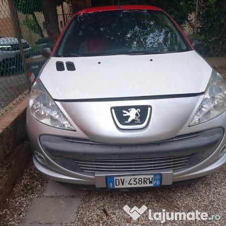 Utilizat 2009 Peugeot 206+ Hatchback | 1.800 EUR - Imagine 1/3