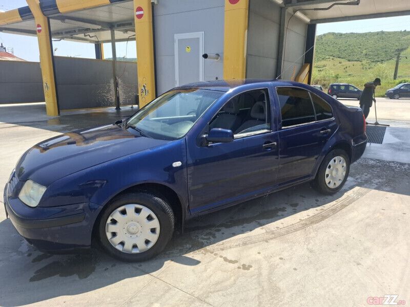 Utilizat 2003 VW Bora Berlinǎ | 1.400 EUR (Preț OK) - Imagine 1/4