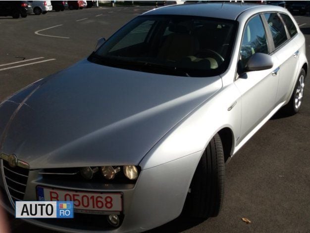 Second-hand Alfa Romeo 159 170 CP (125 kW) 2009 Gri metalizat Break