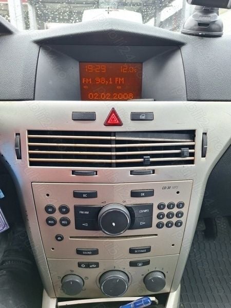 Second-hand Opel Astra 110 CP (80 kW) 2008 Gri Break