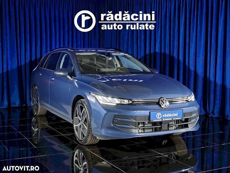 Culoarealbastru Utilizat 2024 VW Golf VIII Hatchback | 21.800 EUR (Super Preț) - Imagine 1/3