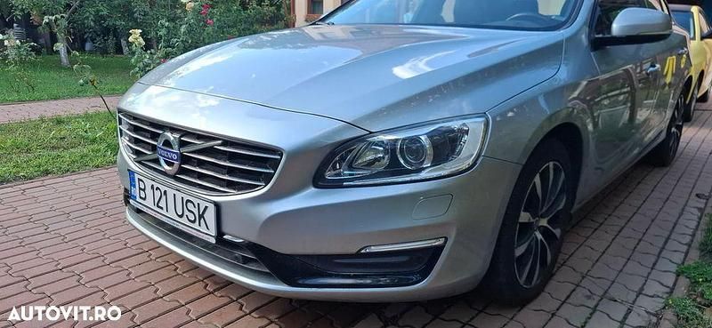 Culoaregri Utilizat 2017 Volvo S60 Momentum Berlinǎ | 14.500 EUR (Puțin scump) - Imagine 1/4