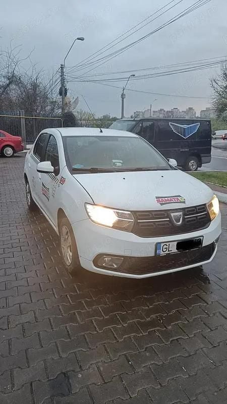 Utilizat 2018 Dacia Logan Berlinǎ | 4.300 EUR (Preț bun) - Imagine 1/4