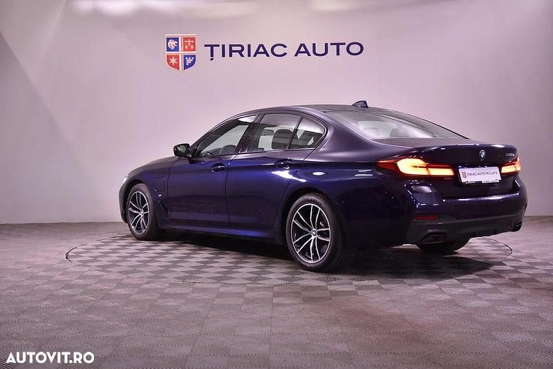 Second-hand BMW 530e 292 CP (214 kW) 2021 Culoarealbastru Berlinǎ