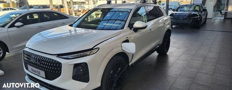 Nouă Audi Q3 Design 272 CP (200 kW) 2025 Culoarealb SUV