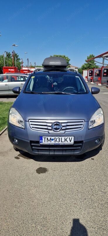 Gri Utilizat 2009 Nissan Qashqai SUV | 6.000 EUR (Preț OK) - Imagine 1/4