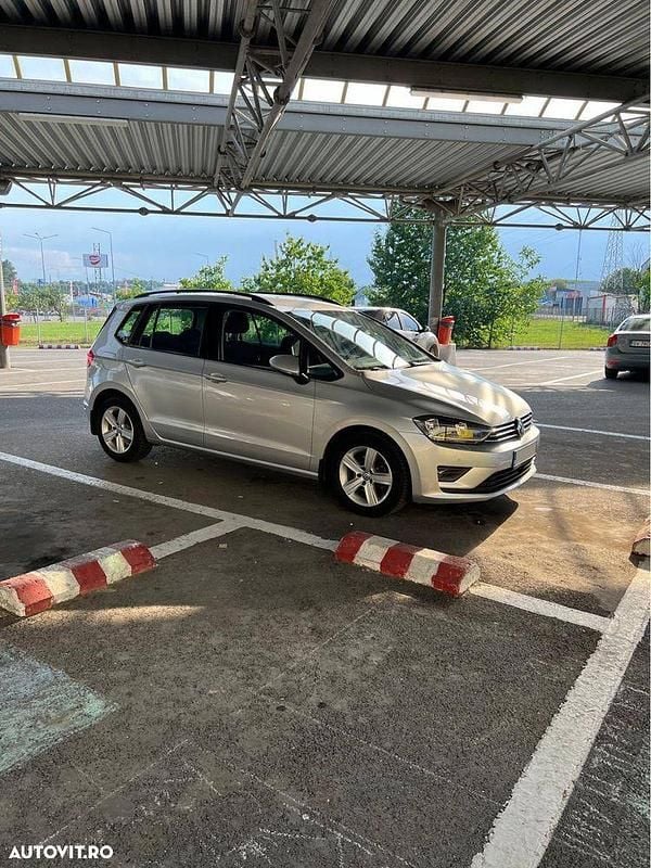 Culoareargint Utilizat 2015 VW Golf Sportsvan Comfortline Monovolum | 10.500 EUR - Imagine 1/4