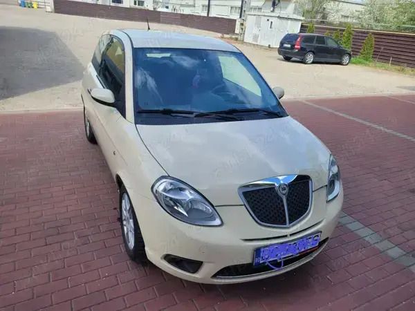 Galben Utilizat 2007 Lancia Ypsilon Hatchback | 4.850 EUR - Imagine 1/4