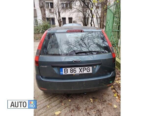 Second-hand Ford Fiesta 80 CP (58 kW) 2002 Violet Hatchback