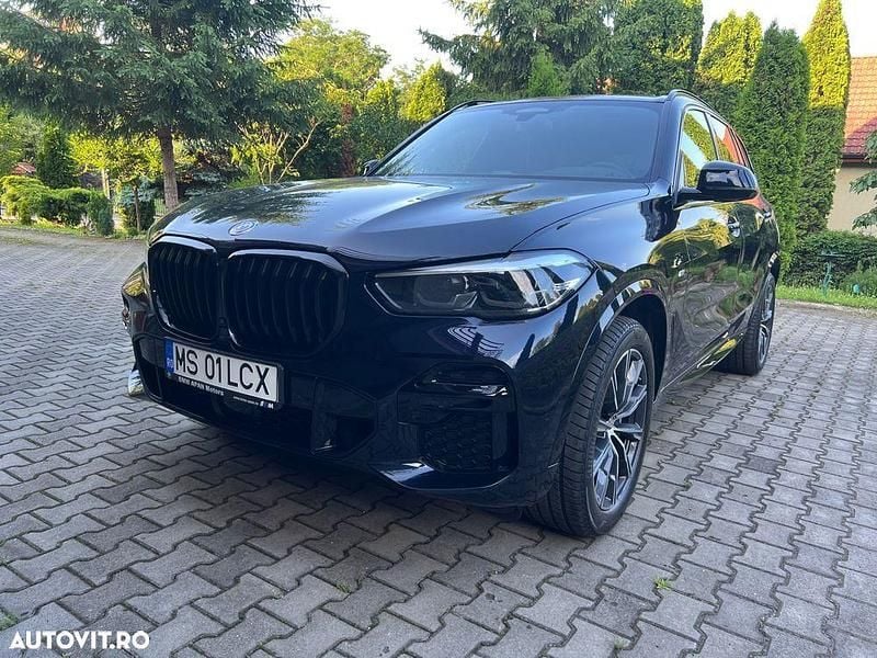 Culoarealbastru Utilizat 2023 BMW X5 SUV | 60.500 EUR (Preț bun) - Imagine 1/4