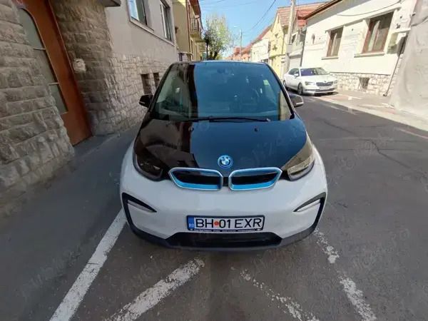 Utilizat 2019 BMW i3 Hatchback | 31.500 EUR - Imagine 1/4