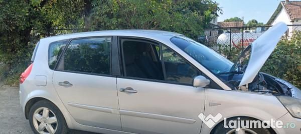 Utilizat 2007 Renault Scénic II Monovolum | 800 EUR (Super Preț) - Imagine 1/3