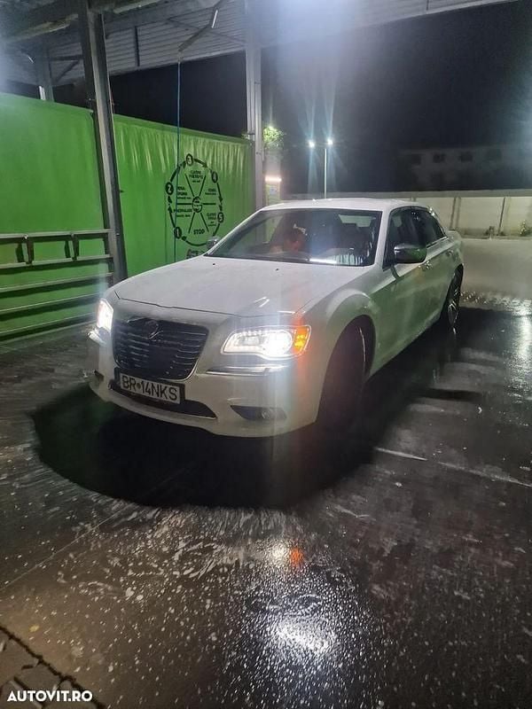 Culoarealb Utilizat 2012 Lancia Thema Berlinǎ | 30.300 EUR - Imagine 1/4