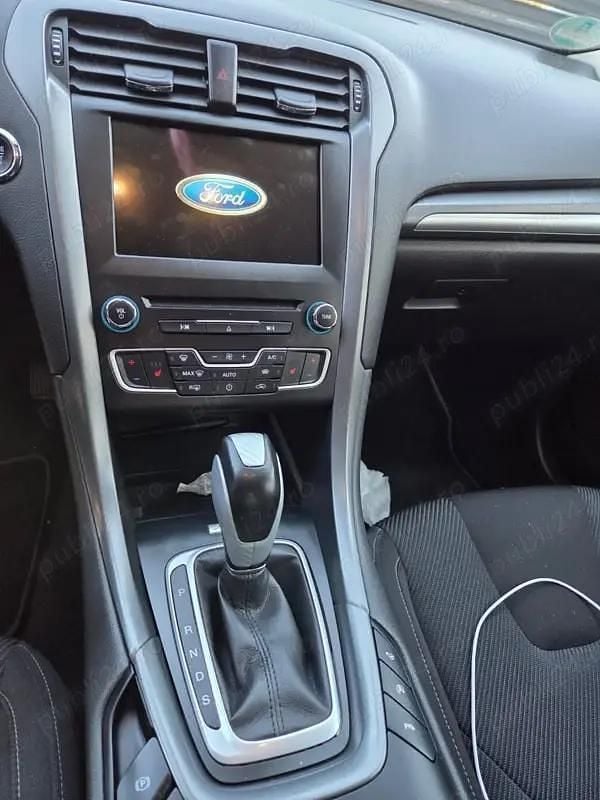 Second-hand Ford Mondeo 150 CP (110 kW) 2018 Alb Berlinǎ