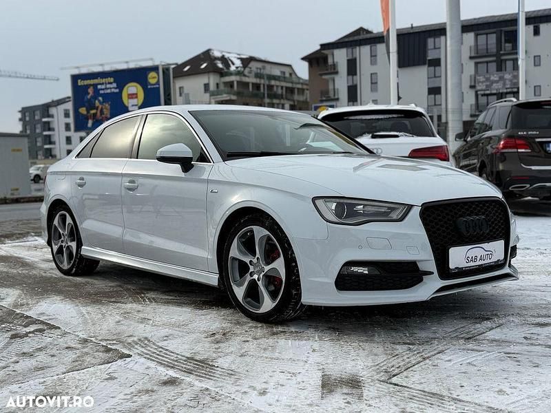 Culoarealb Utilizat 2015 Audi A3 Attraction Berlinǎ | 12.499 EUR (Preț OK) - Imagine 1/4