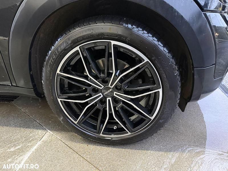 Second-hand Mini Countryman 141 CP (103 kW) 2015 Culoarenegru SUV