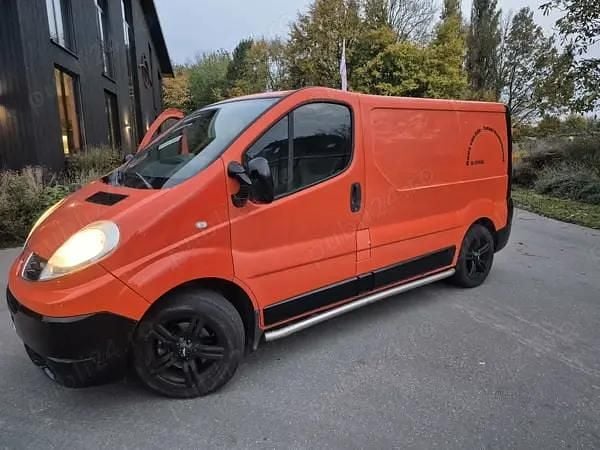 Utilizat 2010 Renault Trafic Monovolum | 4.650 EUR (Super Preț) - Imagine 1/4