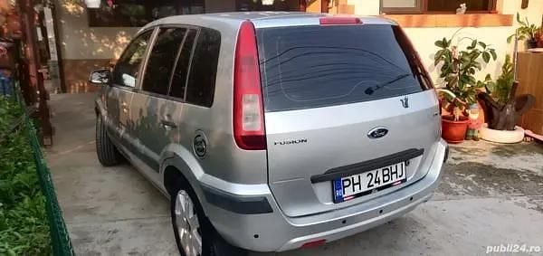 Utilizat 2006 Ford Fusion Hatchback | 2.100 EUR - Imagine 1/4