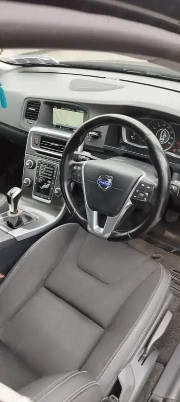 Utilizat 2014 Volvo S60 Berlinǎ | 5.000 EUR - Imagine 1/4